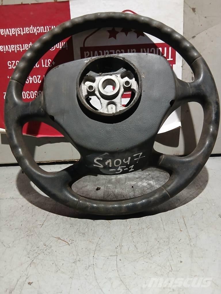 Scania P 420   1495393 كابينة والداخلية