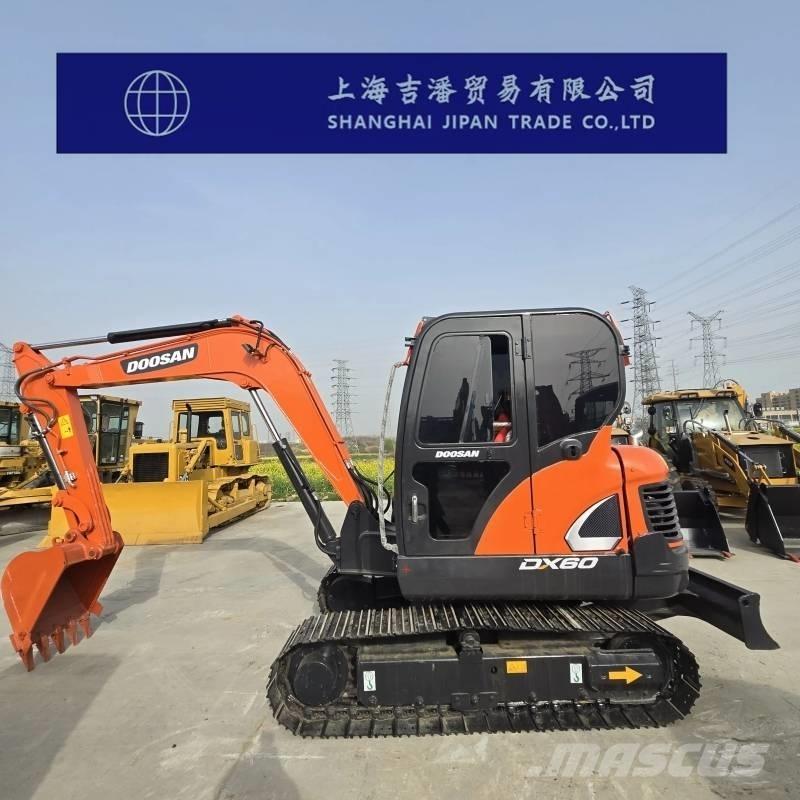 Doosan DX 60 حفارات زحافة