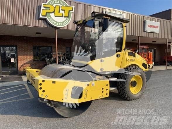Bomag BW177D-5 مداحل أحادية الأسطوانة