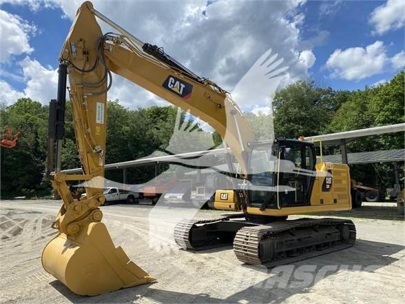 CAT 320 حفارات زحافة