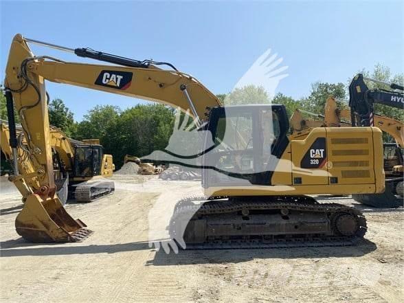 CAT 320 حفارات زحافة