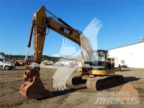 CAT 321D LCR حفارات زحافة