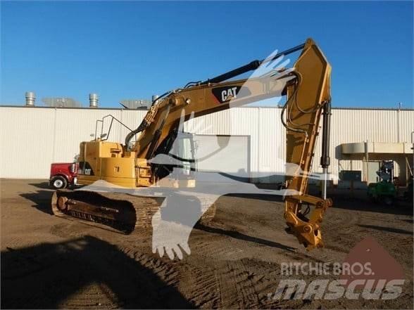 CAT 328D LCR حفارات زحافة