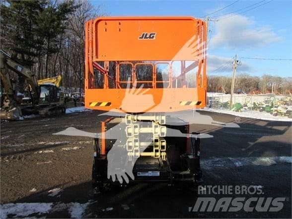 JLG RT3369 رافعات مقصية الشكل