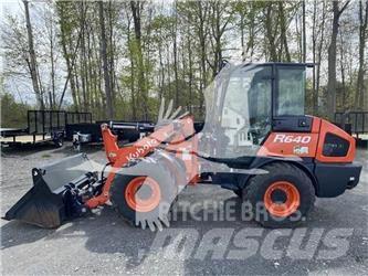 Kubota R640 لوادر بعجل