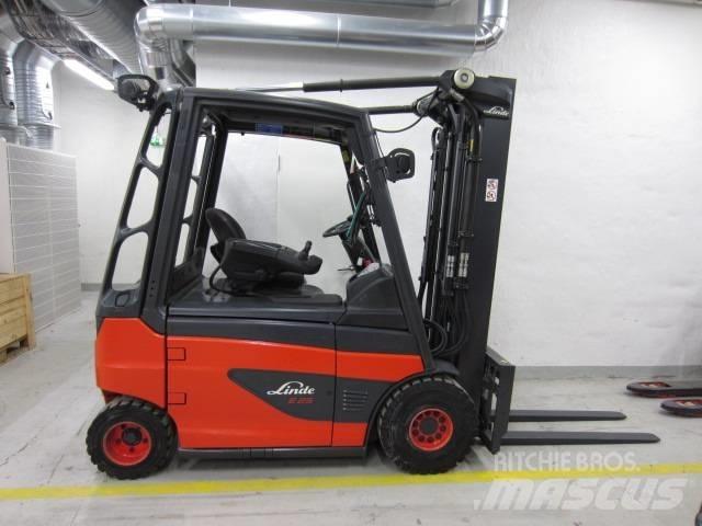Linde E25 شاحنات ذات رافعات شوكية تعمل بالكهرباء