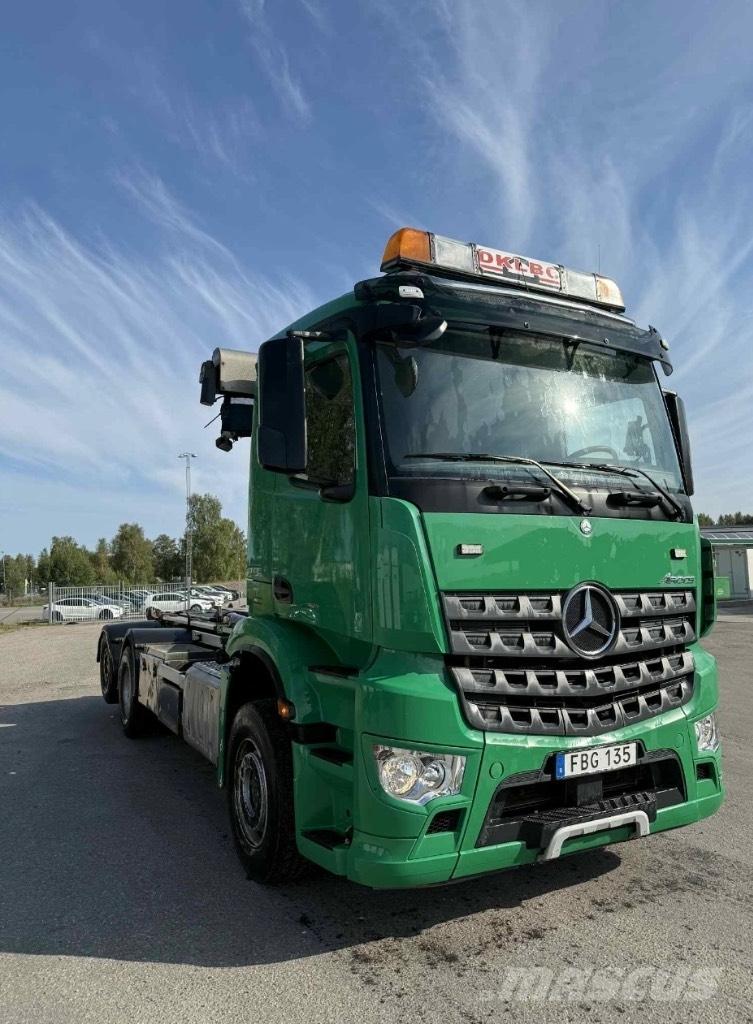Mercedes-Benz Actros شاحنات الرافعات الخطافية