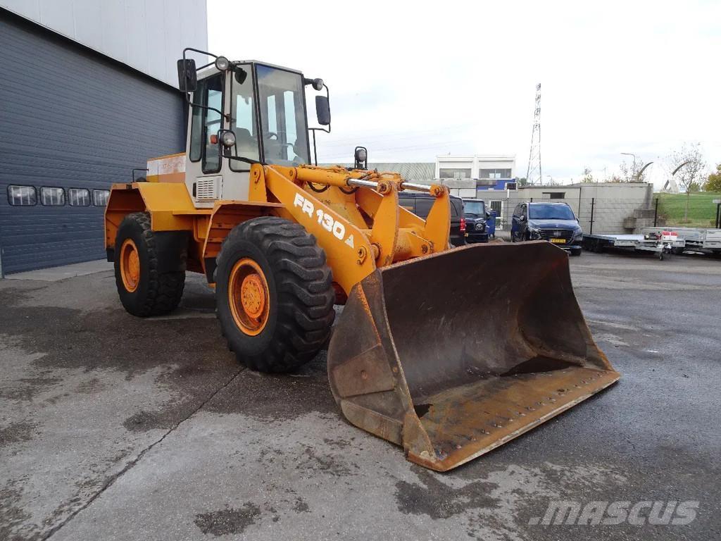 Fiat Hitachi FR130 لوادر بعجل