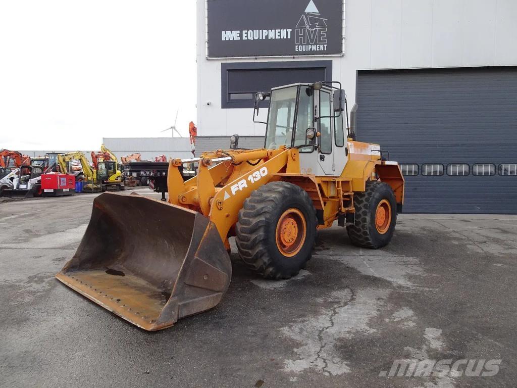 Fiat Hitachi FR130 لوادر بعجل