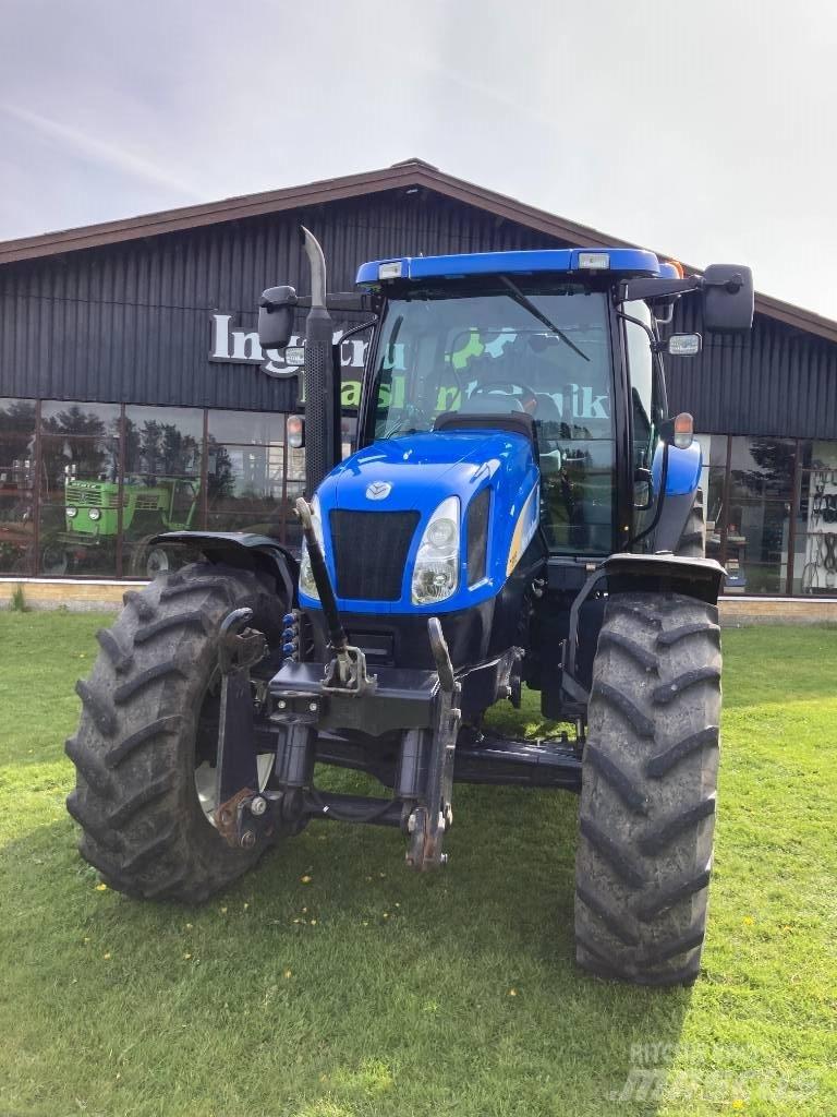New Holland TS 115 A الجرارات