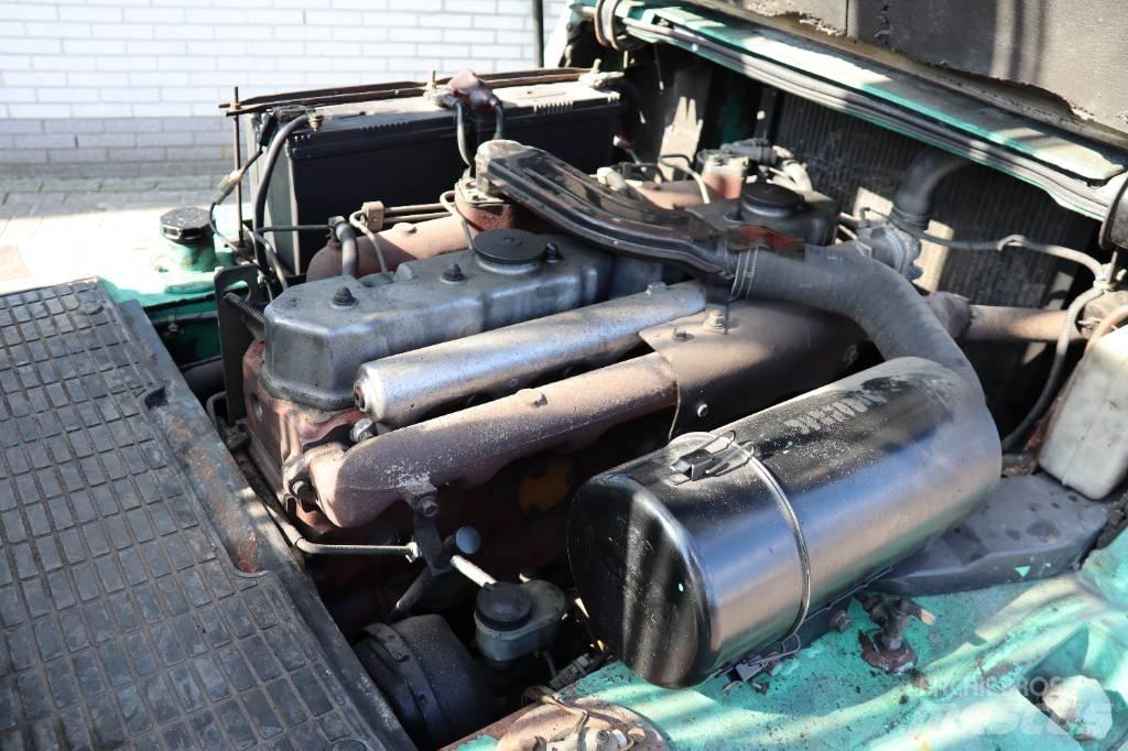 Mitsubishi FD 35 شاحنات الديزل