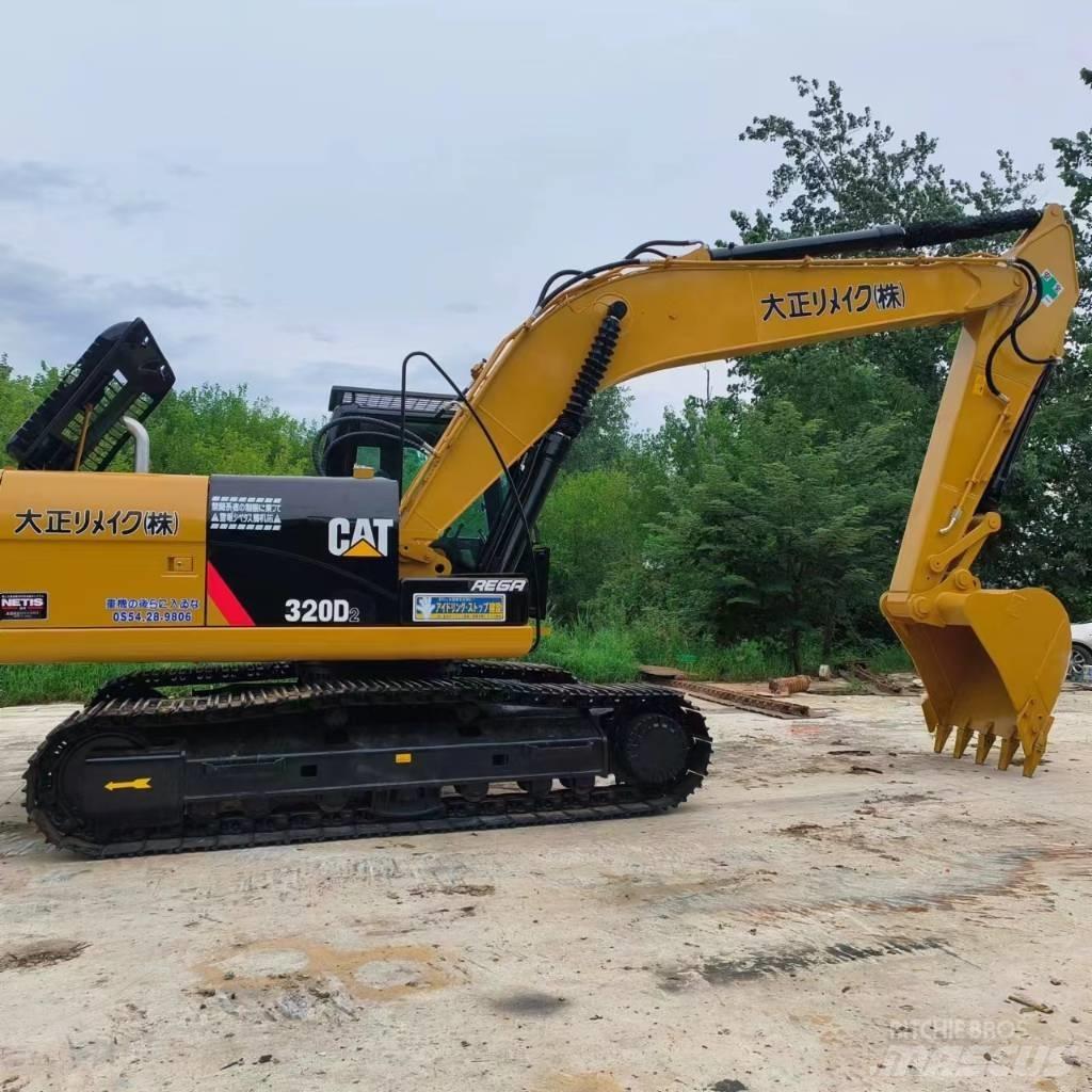 CAT 320 D 2 حفارات وسط 7 طن - 12 طن