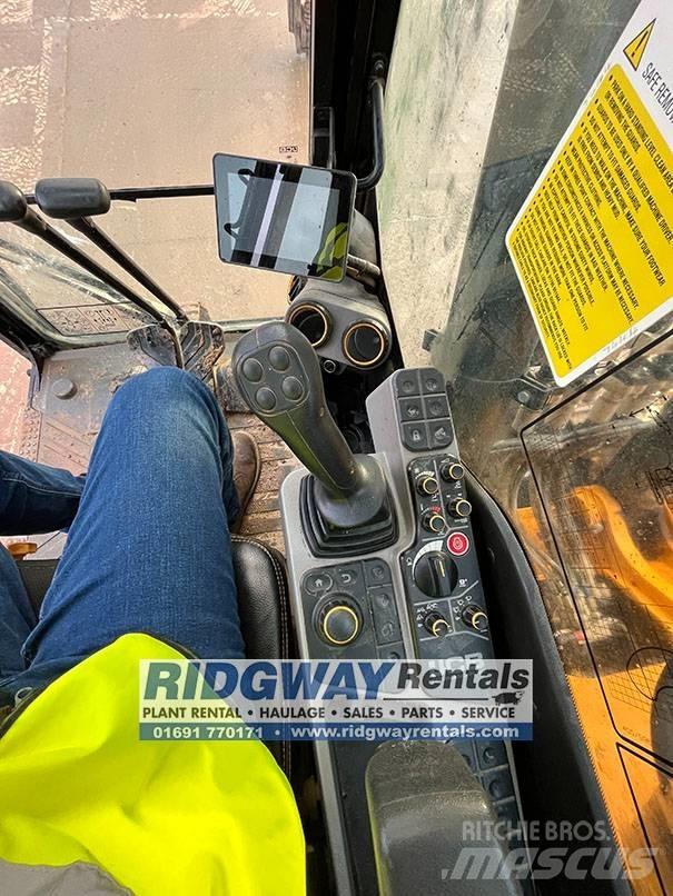JCB JS 220 XD حفارات زحافة
