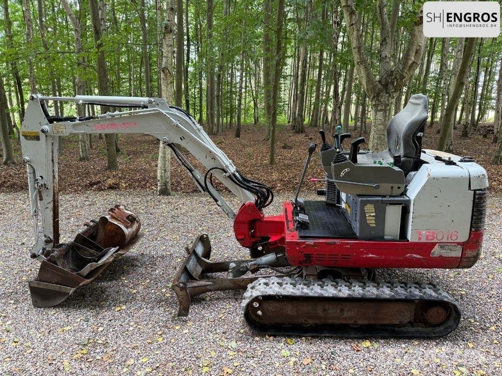 Takeuchi TB 016 حفارات صغيرة أقل من 7 طن (حفارات صغيرة)