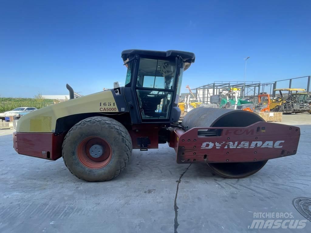 Dynapac CA5000D مداحل أحادية الأسطوانة
