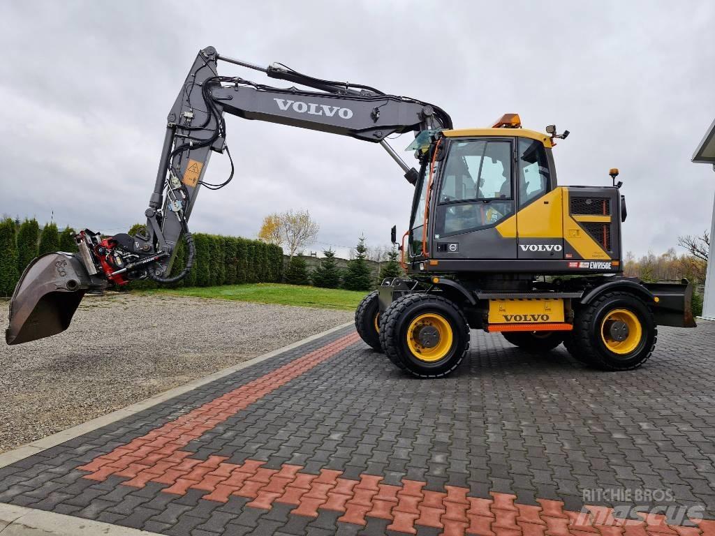 Volvo EWR 150 E حفارات بعجل