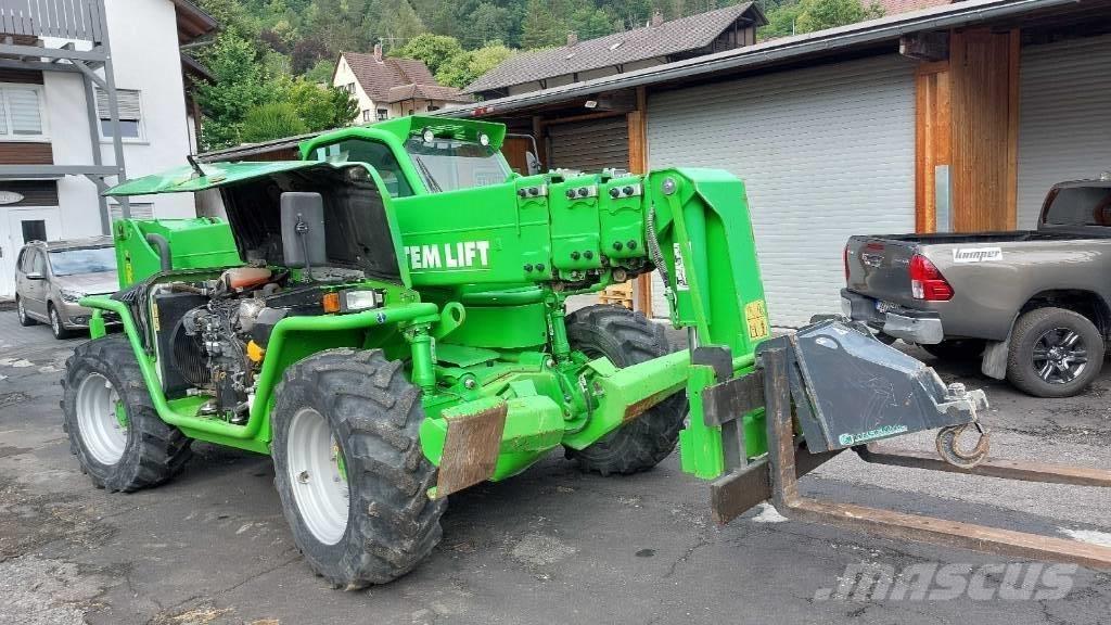 Merlo P 40.17 مناولات متداخلة