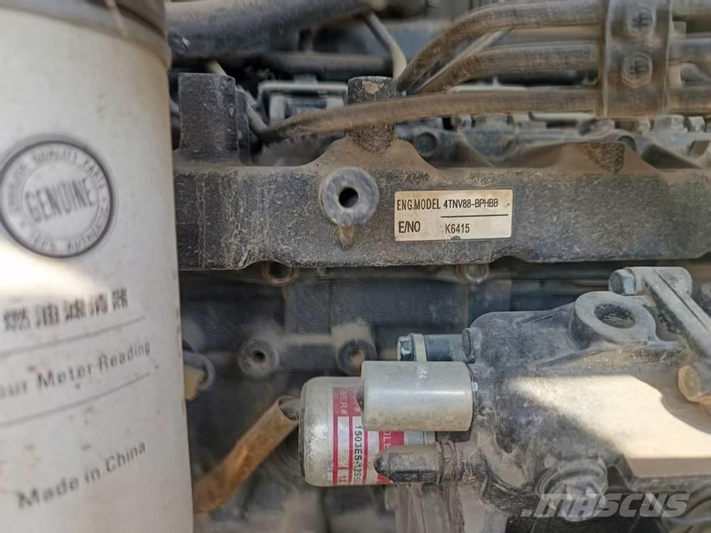 Hitachi ZX 55 حفارات صغيرة أقل من 7 طن (حفارات صغيرة)