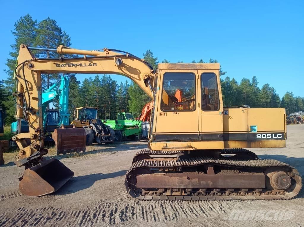 CAT 205LC حفارات زحافة