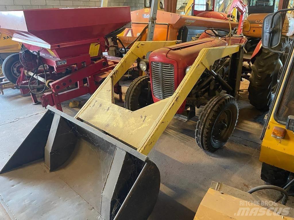 Massey Ferguson 35 الجرارات