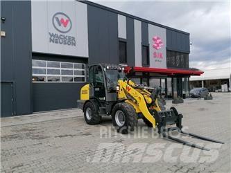 Wacker Neuson WL 70 لوادر بعجل