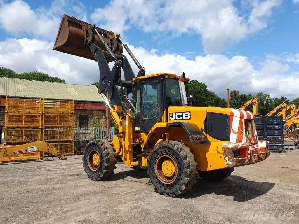 JCB 436 Wastemaster لوادر بعجل