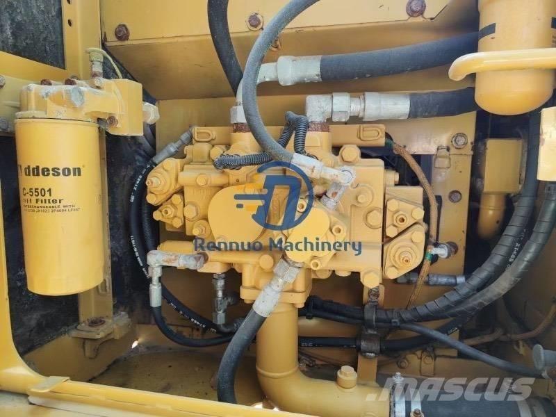 CAT 315D2 حفارات وسط 7 طن - 12 طن