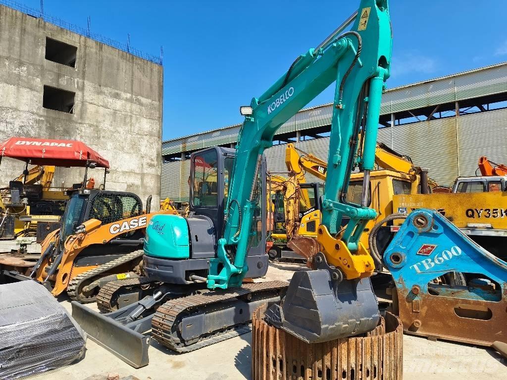 Kobelco SK 55 حفارات صغيرة أقل من 7 طن (حفارات صغيرة)