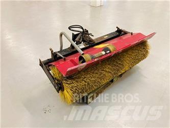 GMR Kost 150 cm كناسات