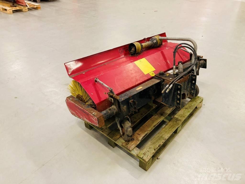 GMR Kost 150 cm كناسات
