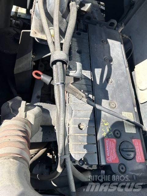 MB Crusher OM 926 LA محركات