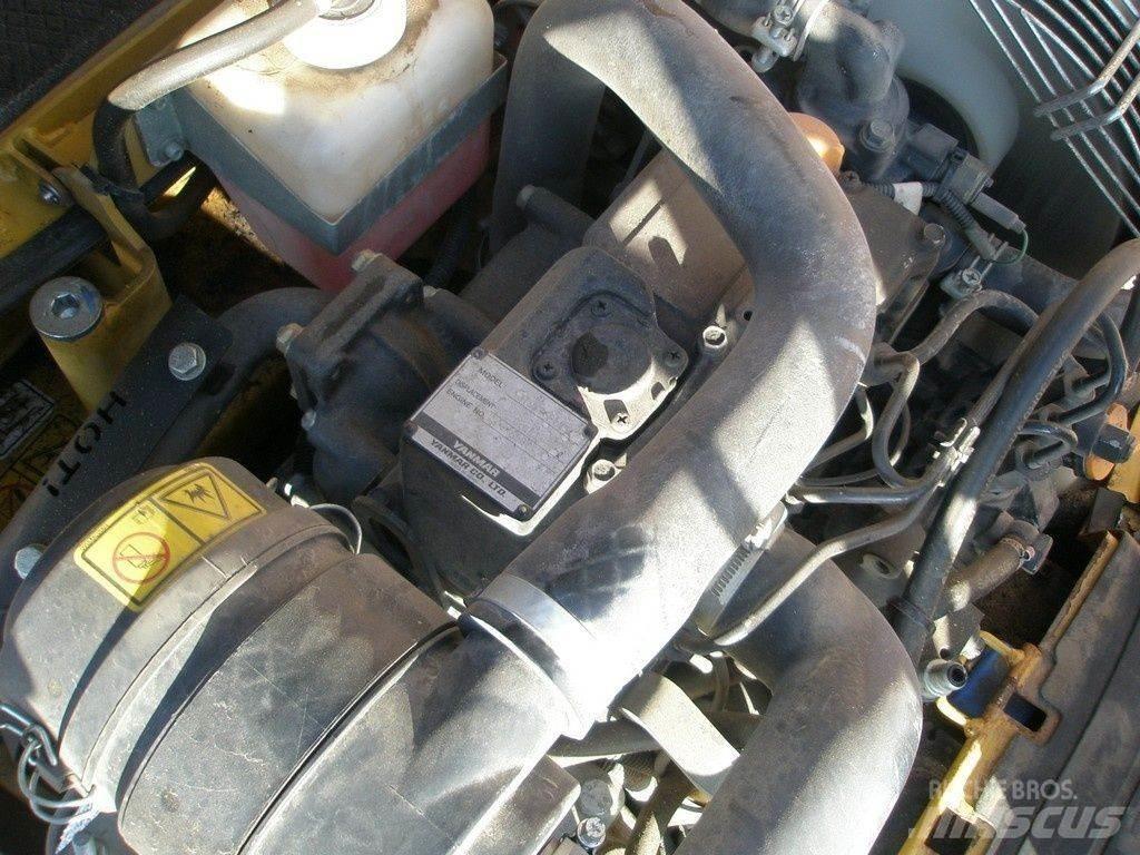 CAT 300.9 حفارات صغيرة أقل من 7 طن (حفارات صغيرة)
