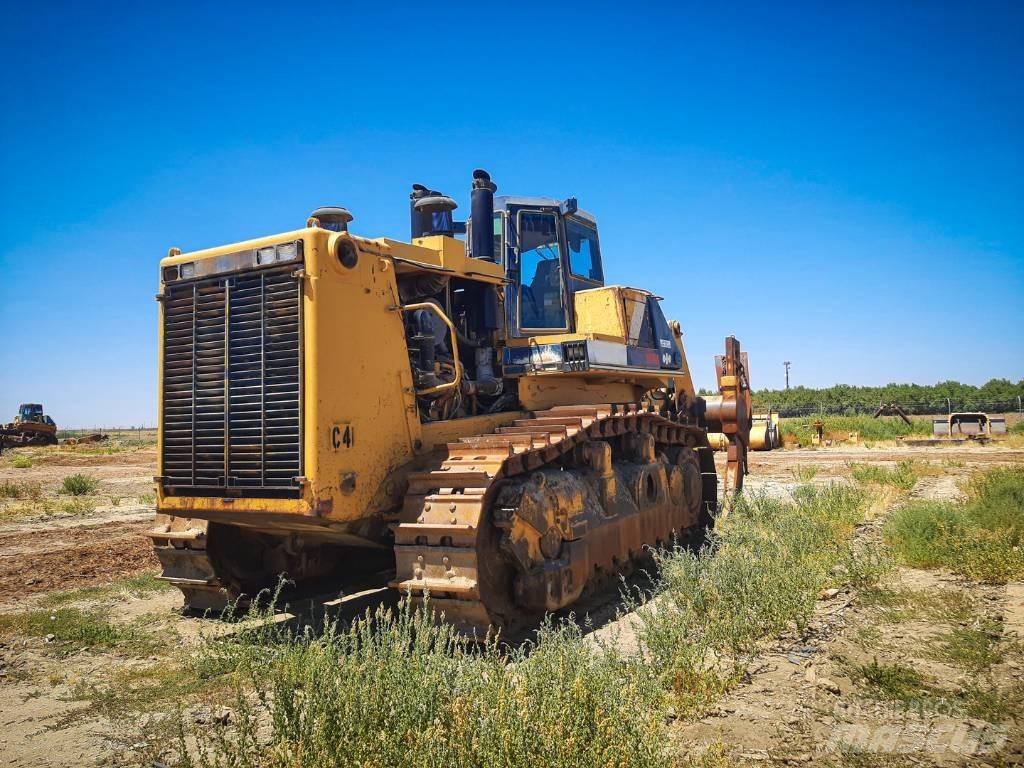 Komatsu D 475 A-1 بلدوزرات مجنزرة