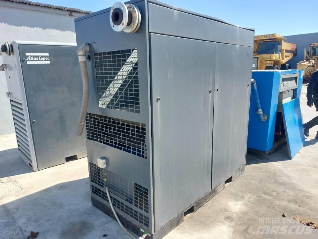 Atlas Copco GA 75 مكابس