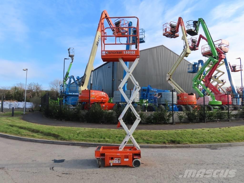 Snorkelift S 3019 E شاحنات ذات رافعات شوكية تعمل بالكهرباء