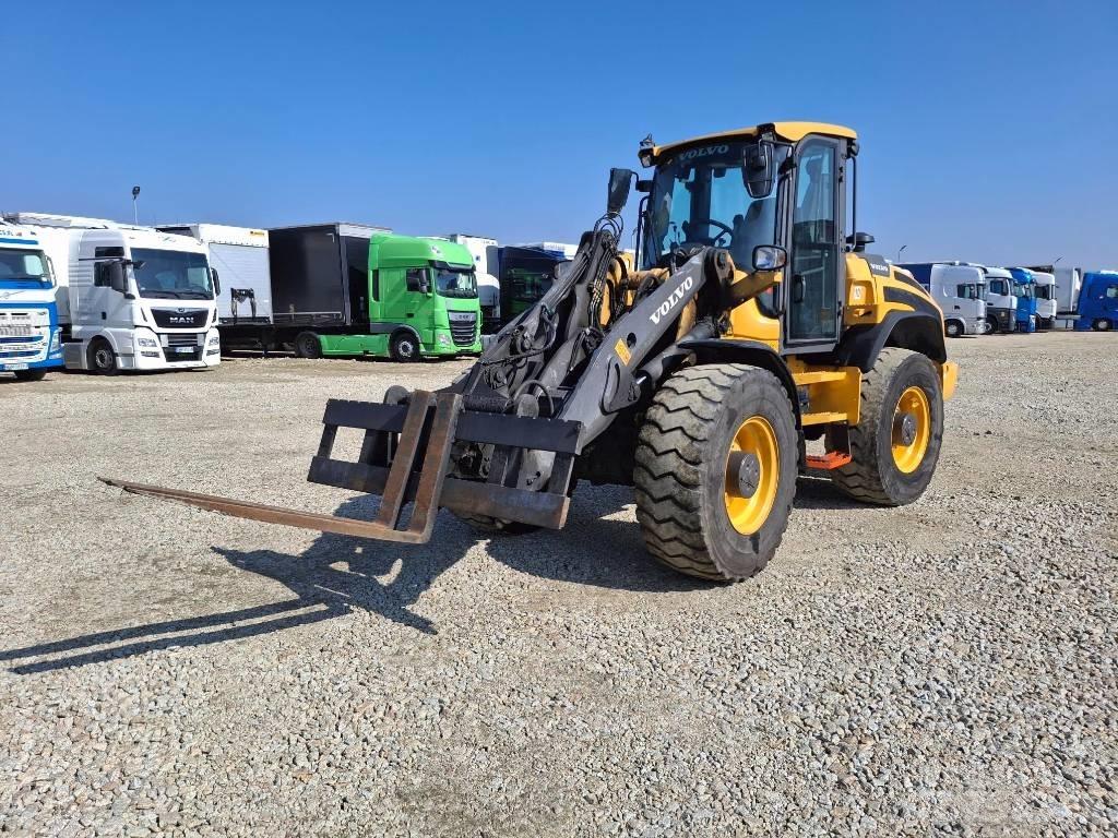 Volvo L 45 H لوادر بعجل