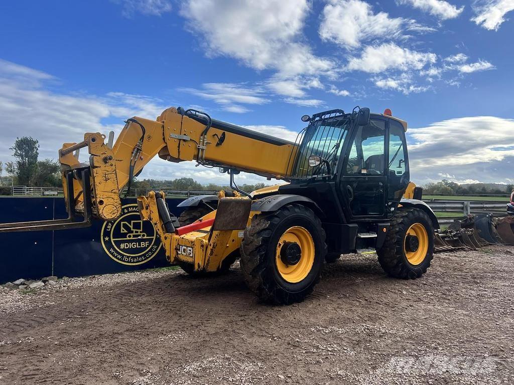 JCB 540-140 مناولات متداخلة