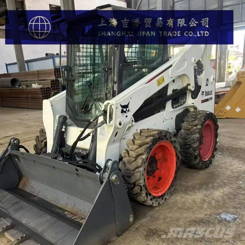 Bobcat S 750 لوادر انزلاقية التوجيه