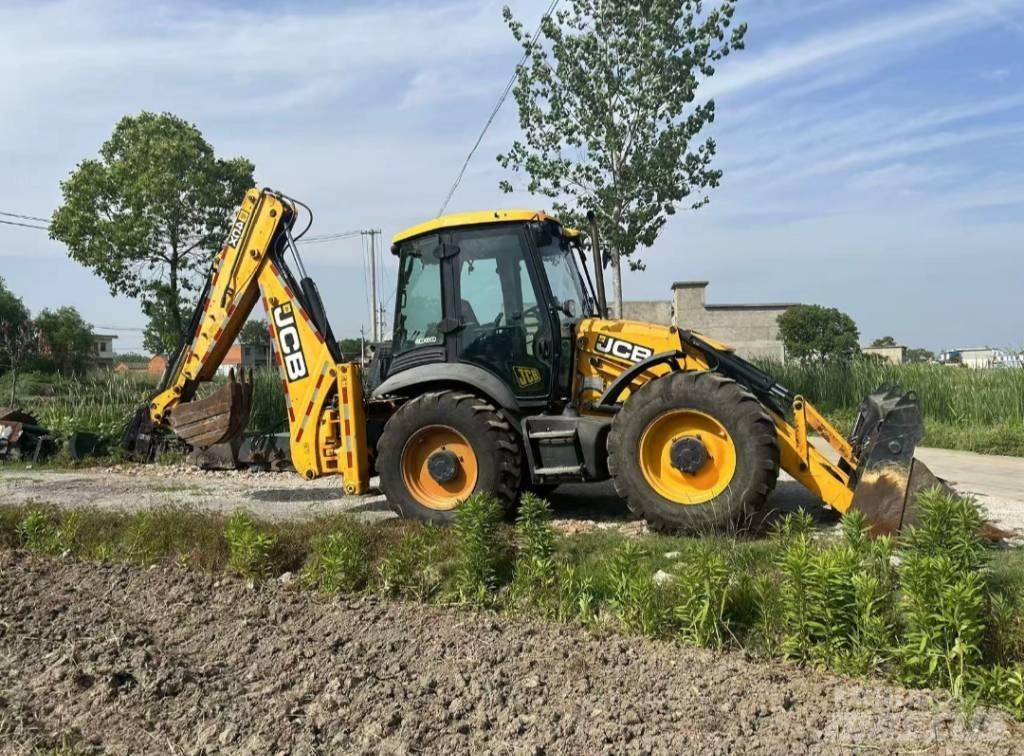 JCB 4 CX لوادر ذات جرافات عكسية