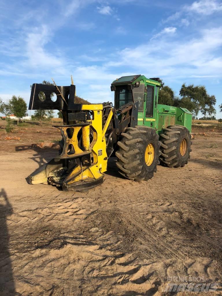 John Deere JX 770 قاطعات وجامعات الأشجار