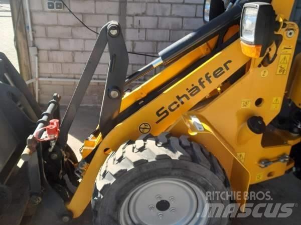 Schäffer 2428 SLT لوادر انزلاقية التوجيه