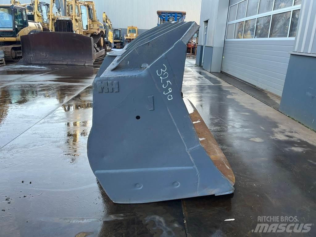 CAT Bucket 950 دلاء