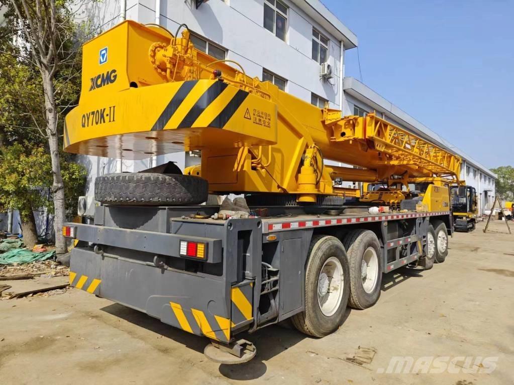 XCMG QY 70 K رافعات الطرق الوعرة
