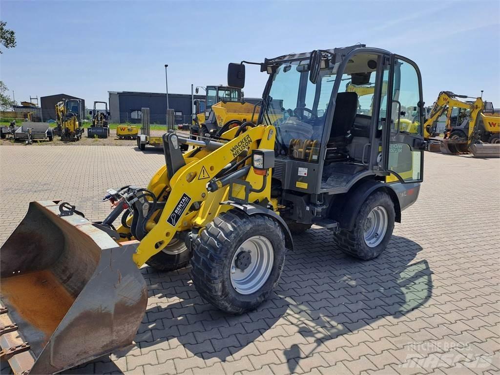 Wacker Neuson WL38 لوادر بعجل