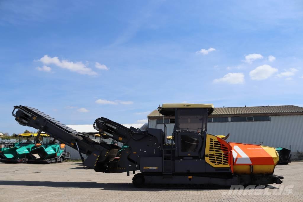 Bomag BMF 2500 S معدات السفلتة