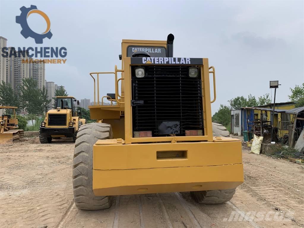 CAT 950 E لوادر بعجل