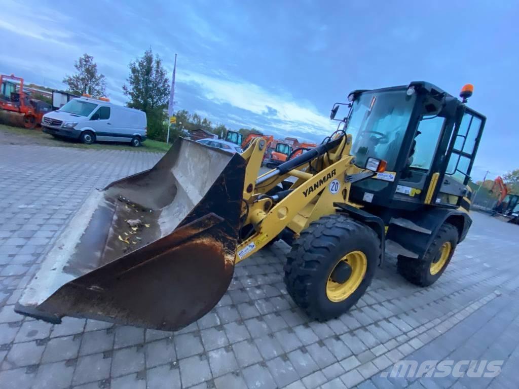 Yanmar V 100 لوادر بعجل