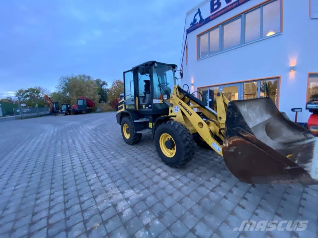 Yanmar V 100 لوادر بعجل