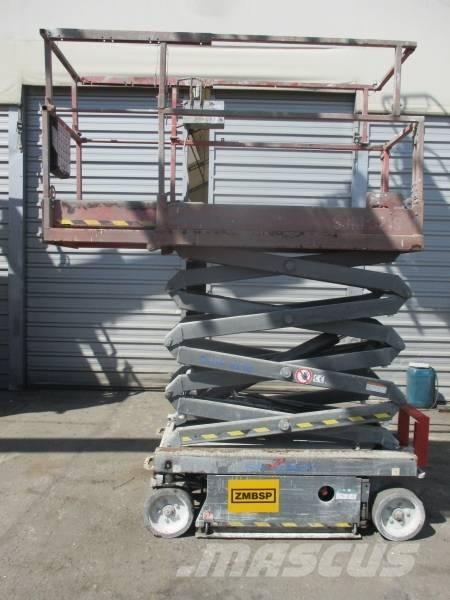SkyJack SJ III 3219 رافعات مقصية الشكل