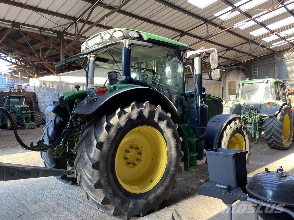 John Deere 6155R الجرارات